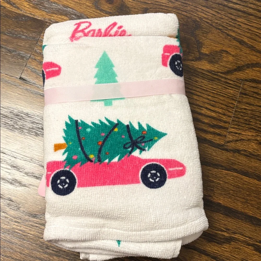 NWT Barbie Festive Hand Towel Set